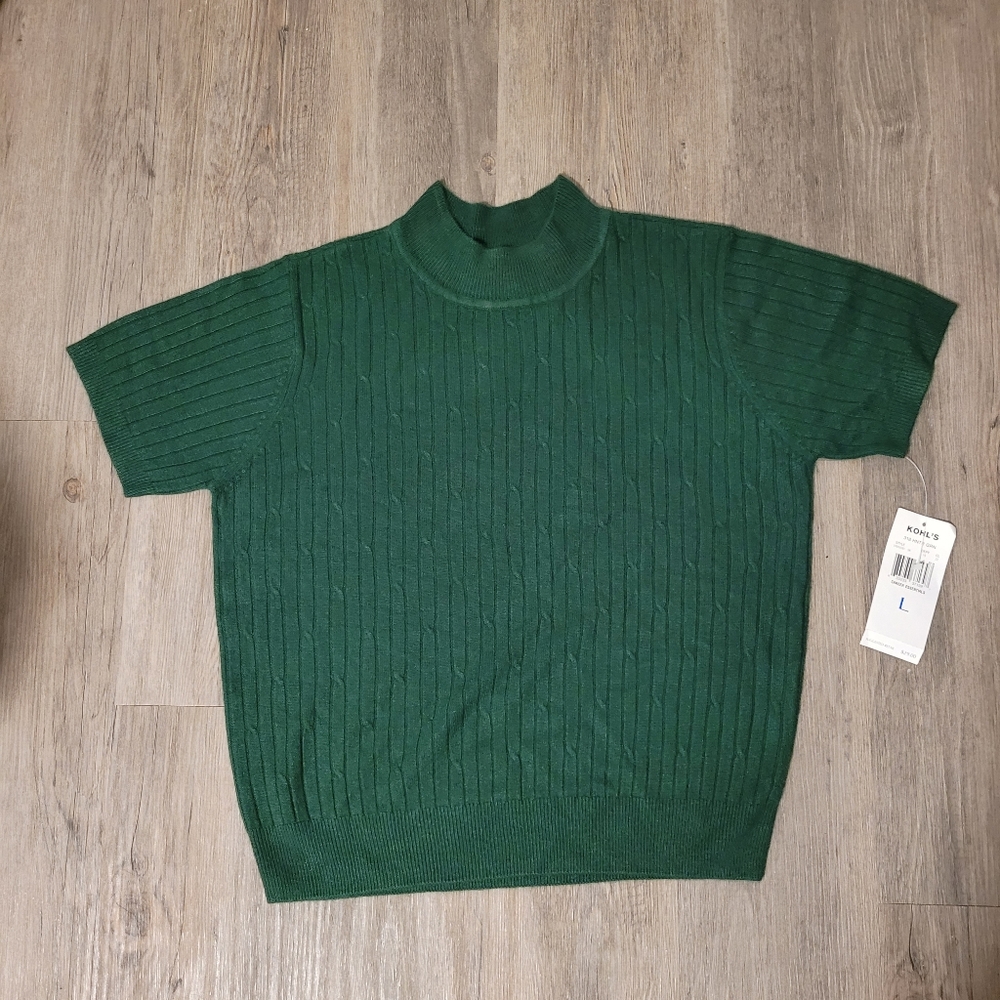 Villager Sport by Liz Claiborne green turtleneck sweater half sleeved